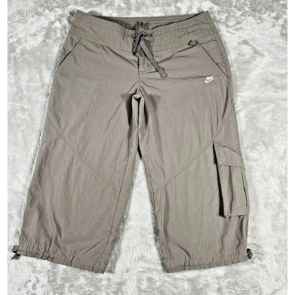 Nike S Cargo Capri Crop Hiking Pants Gray Adjustable Hem Pockets Woven - Picture 1 of 10